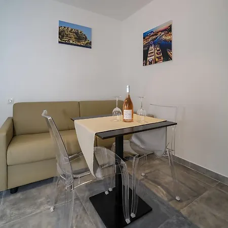 L'escale Hotel Bonifacio (Corsica)