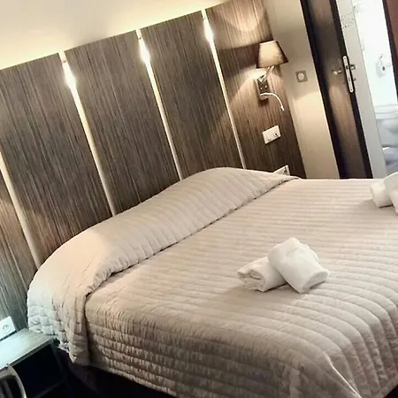 L'escale בוניפסיו