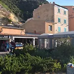 L'escale Szálloda