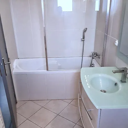 L'escale Hotel *