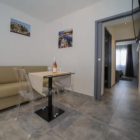 Hotel L'escale Bonifacio (Corsica)
