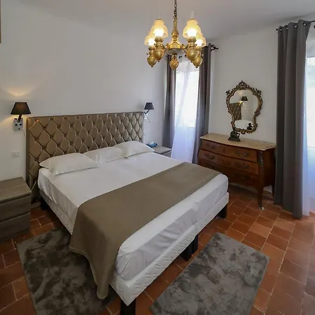 L'escale Hotel Bonifacio (Corsica)