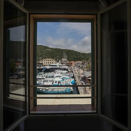 L'escale Hotel Bonifacio (Corsica)