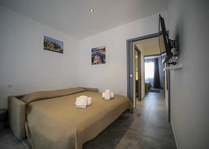 L'escale Bonifacio (Corsica)