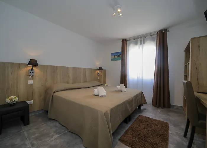 L'escale Bonifacio (Corsica)