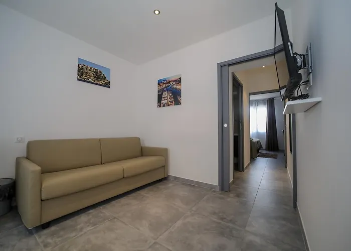 Hotel L'escale Bonifacio (Corsica)